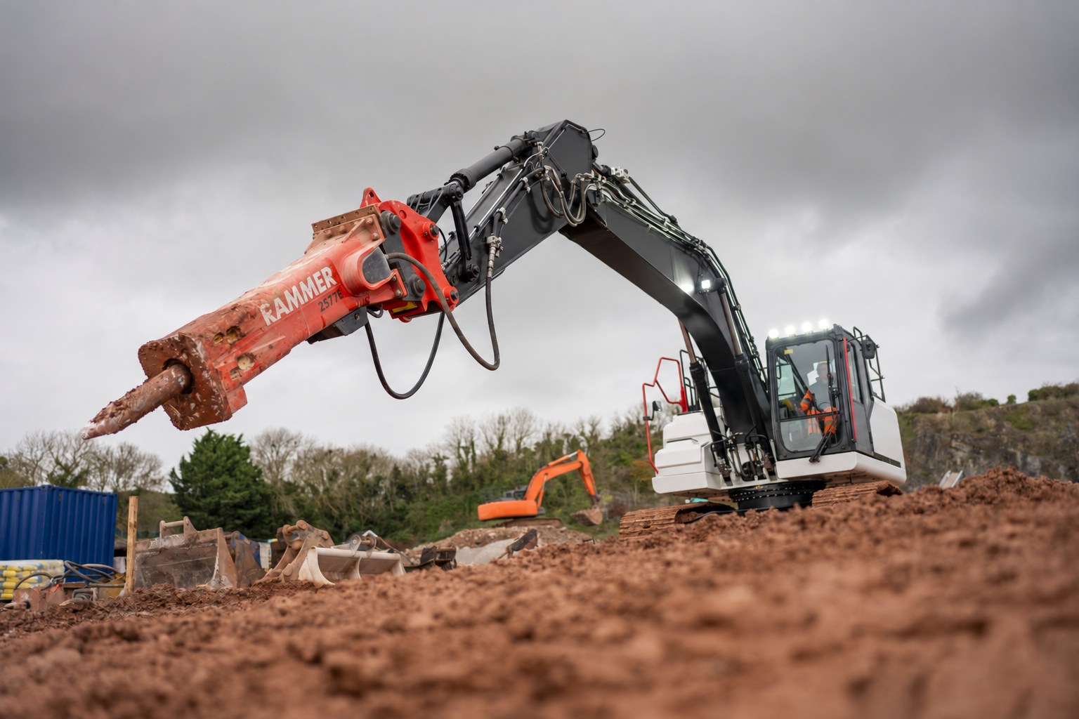 Liman - Rammer 2577E